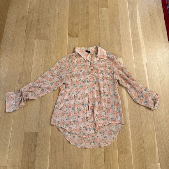 About A Girl Peach and Blue Floral Top - Picture 1 of 7